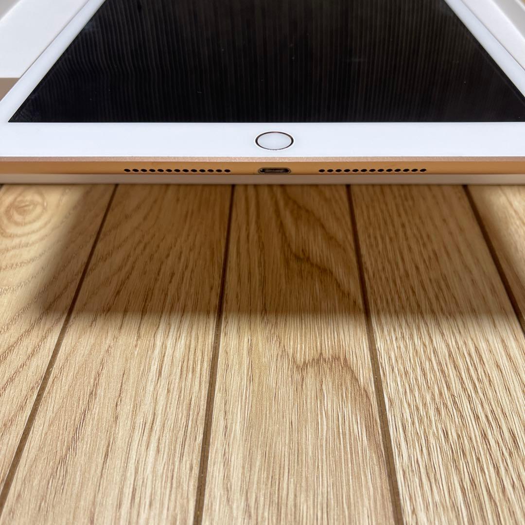 Apple iPad 第8世代32GBピンクゴールド本体 WiFiモデル 箱あり