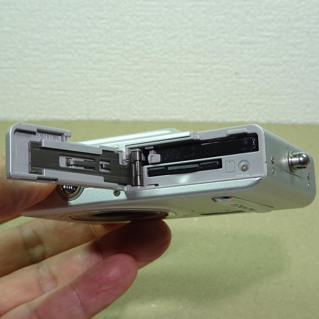 カシオ EXILIM EX-Z4 オールドコンデジ デジカメ 純正バッテリー新品