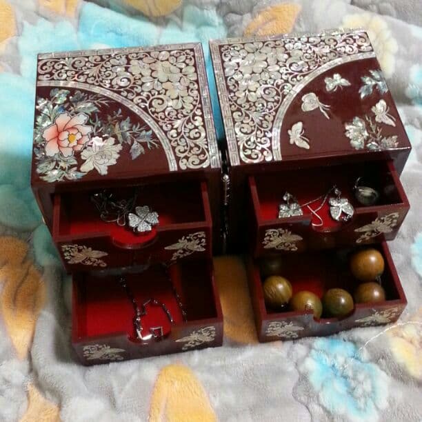 アクセサリー入り