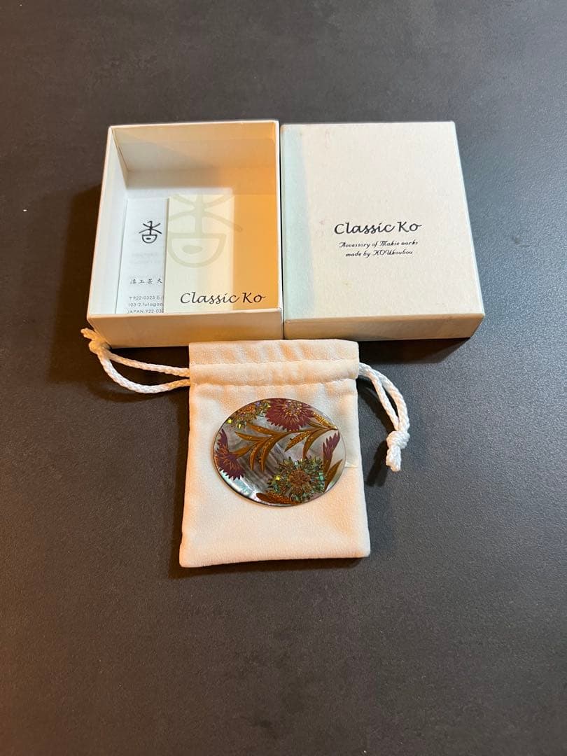 K 最終値下げ 【新品・未使用】Classic Ko 花柄ブローチ