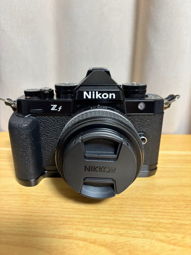 NikonZF 40/2 SE レンズキット　SmallRigグリップ付
