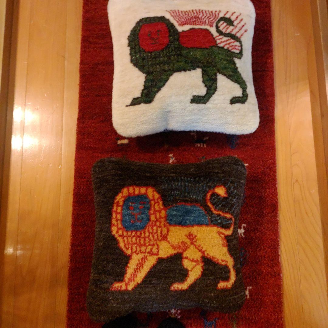 ライオンギャッベクッション 手織り イラン シラーズ 草木染