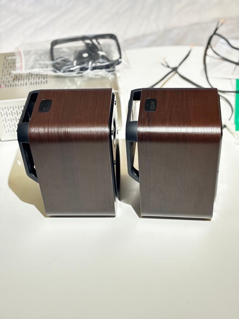 Polk audio signature elite ES10 ブラウン