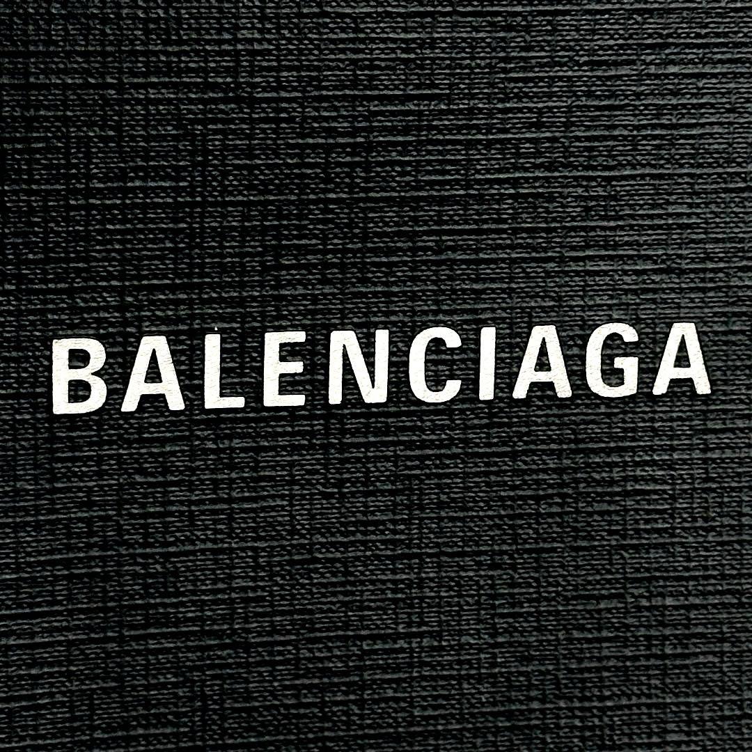 【美品】バレンシアガ　ショルダーバッグ　2way　エブリデイ　レザー　ブラック