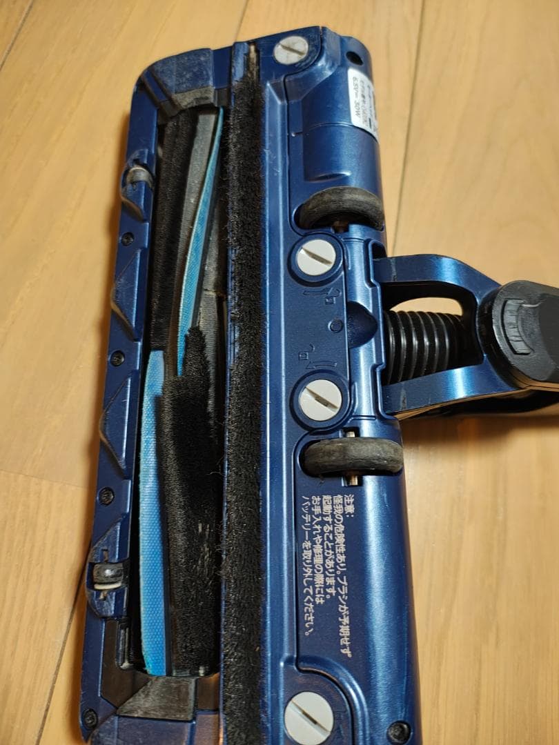 シャーク★コードレスクリーナー★CS301JBM★バッテリーの状態良好★