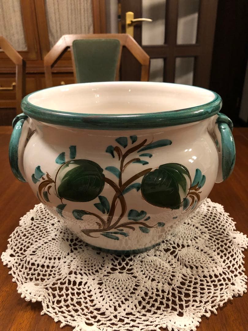 イタリア製　手描きの鉢カバー（SELECTED by NBC）