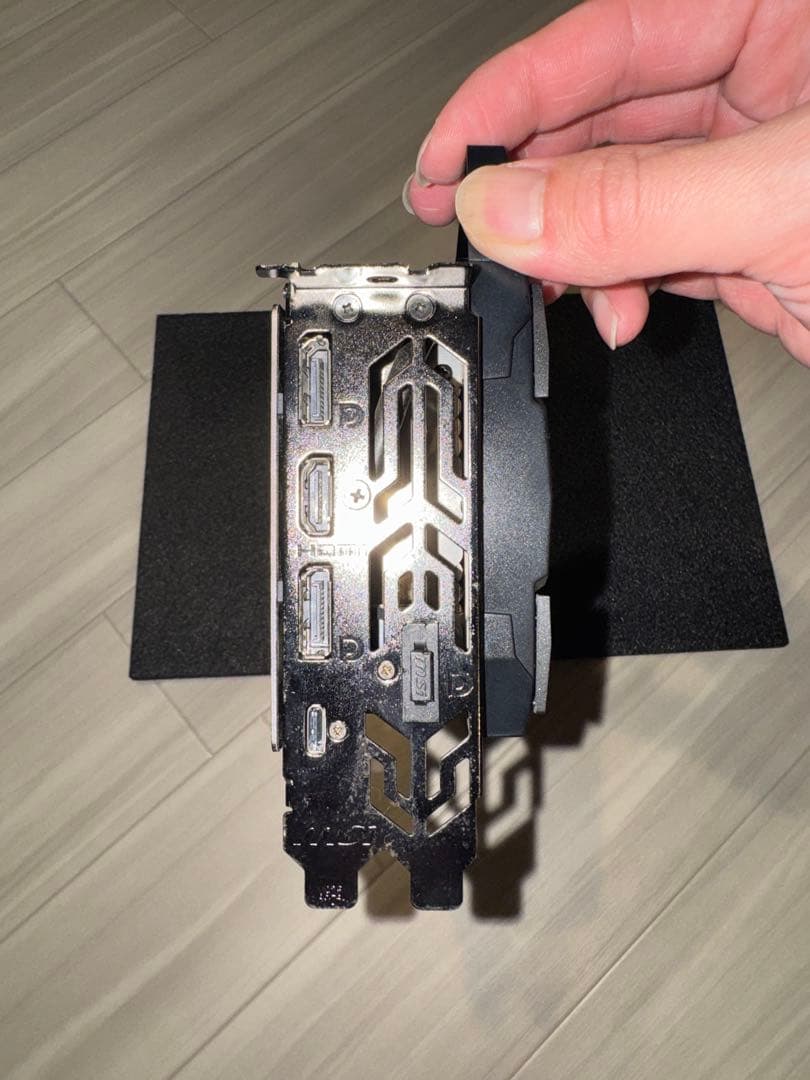 MSI GeForce RTX 2080 Ti Gaming X Trio 中古