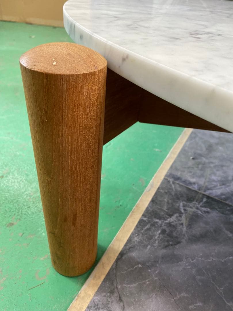 カッシーナ　イクスシー　Cassina lXC ローテーブル　大理石