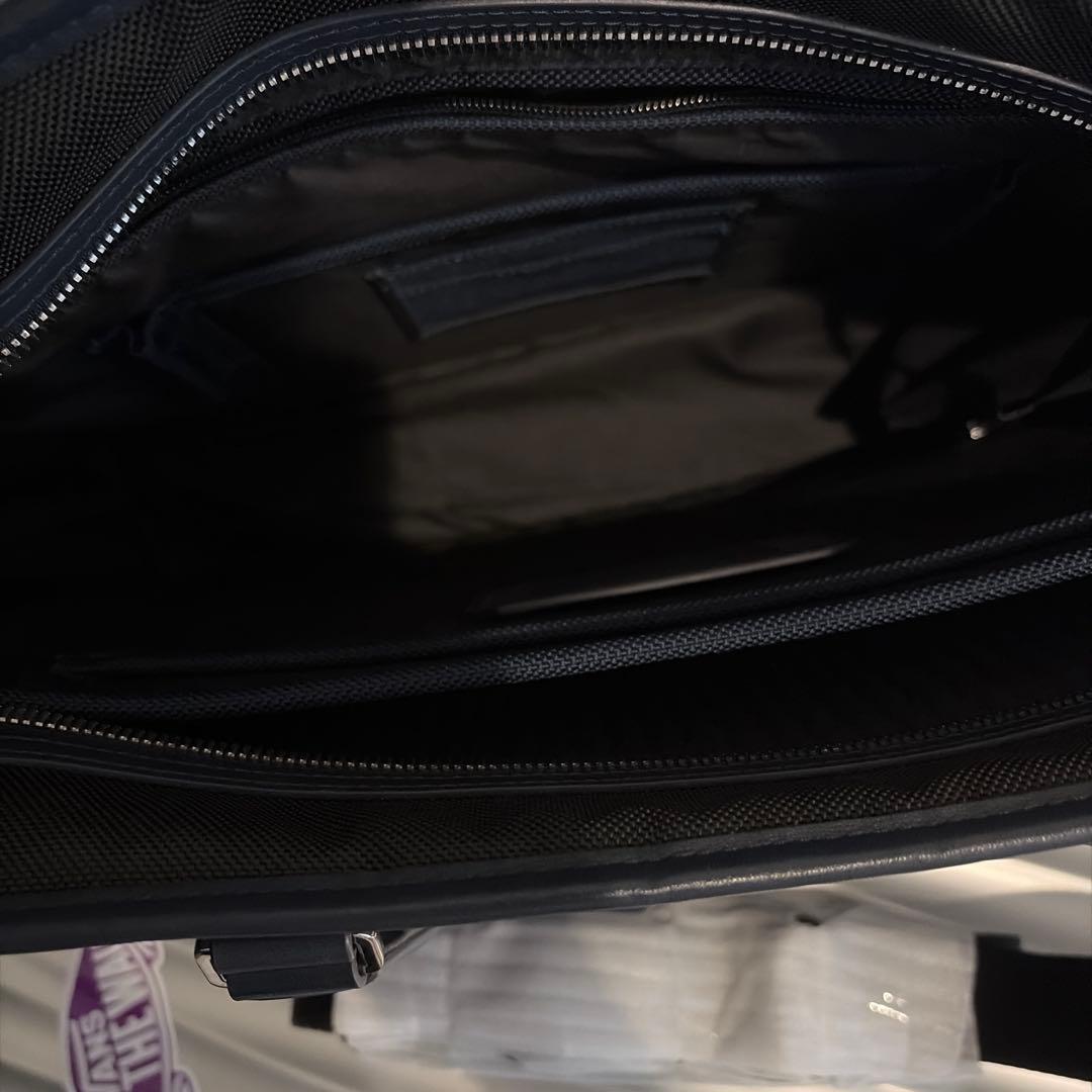 Tumi Jarvis イースト・ウエスト・トート