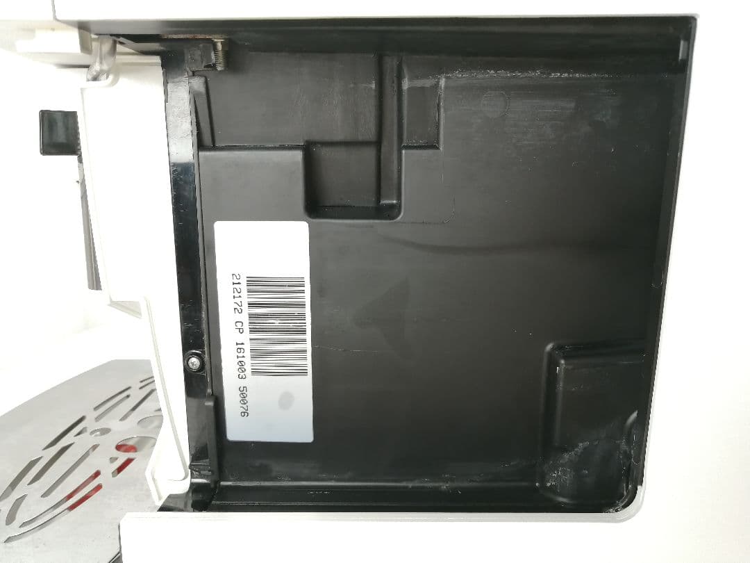 デロンギ　マグニフィカ　全自動エスプレッソマシン　ESAM03110　026