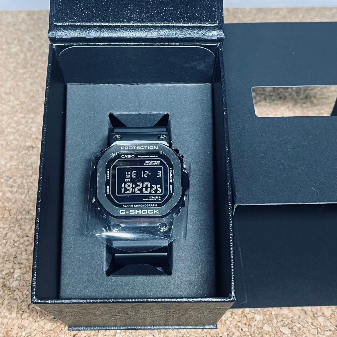 CASIO GーSHOCK/GMー5600RWー1JFメタルカバード　美品