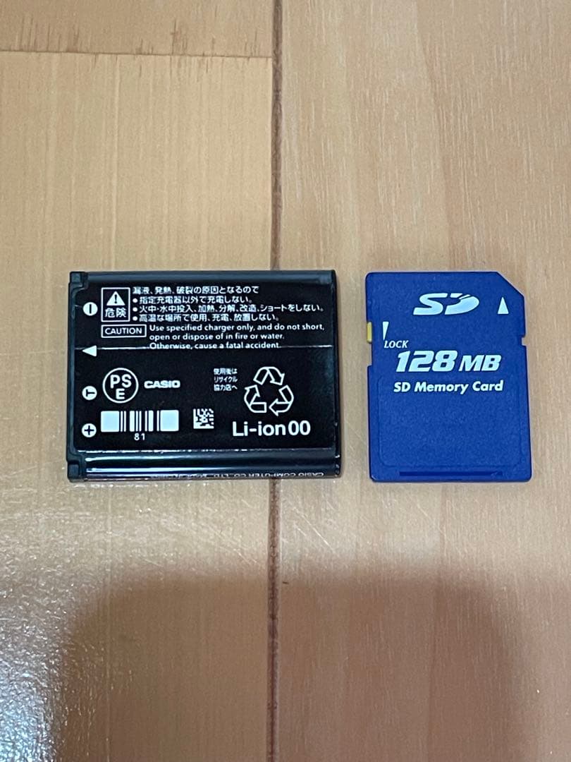 デジタルカメラ CASIO EXILIM EX-ZS150