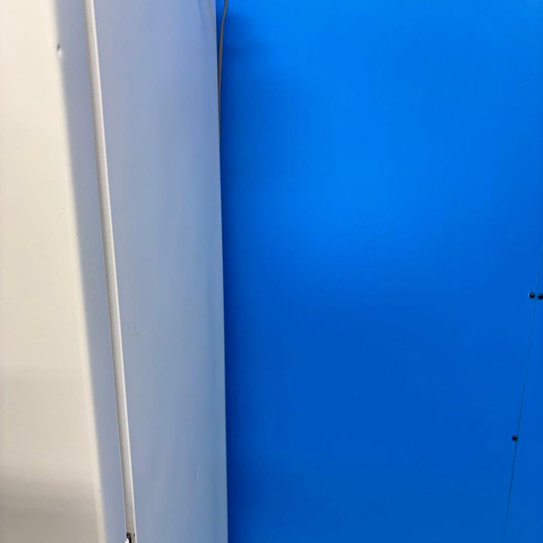 520 ハイセンス　大型冷蔵庫　200L強　小型　1〜4人暮らし用　右開き