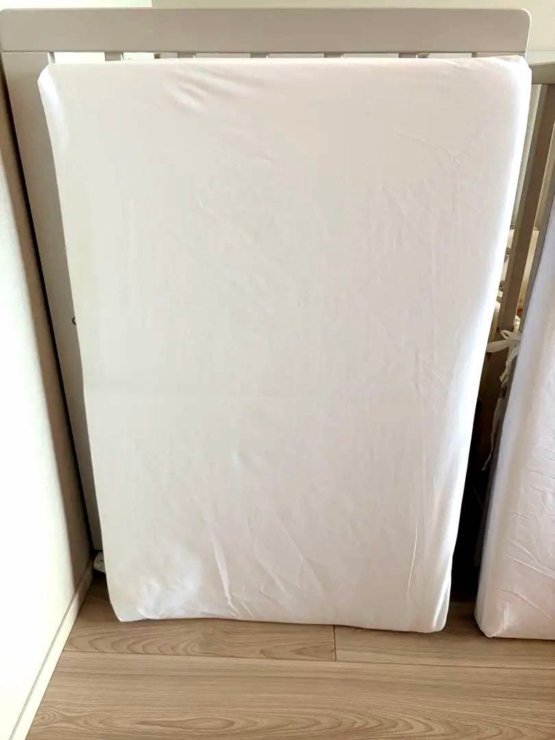 【送料込み】あわイロベビーベッド2台 90×60 マットレス付き