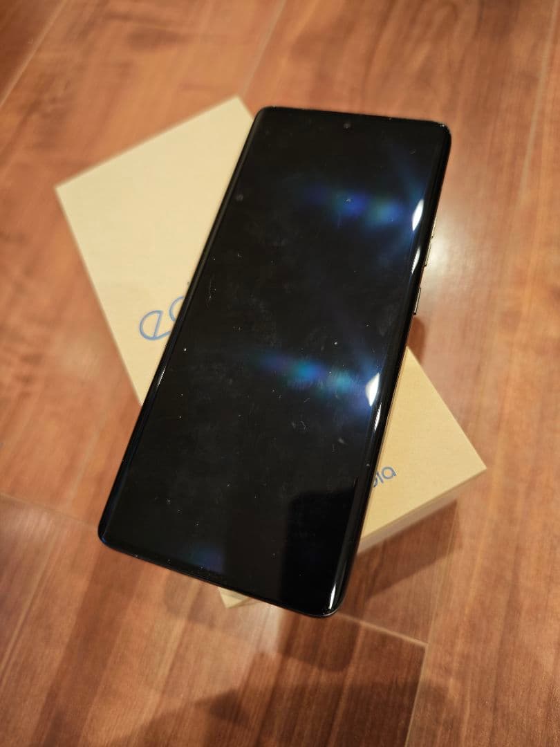 Motorola edge 50 Pro 本体、充電器付き SIMフリー