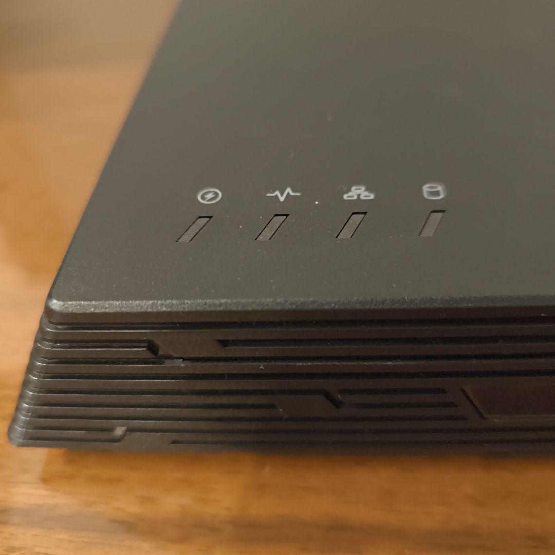 Flashstor 12 Pro 12スロットNVMe 10GbE