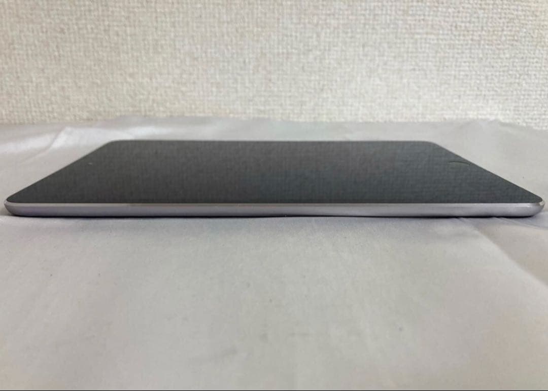 iPad mini 4 スペースグレイ