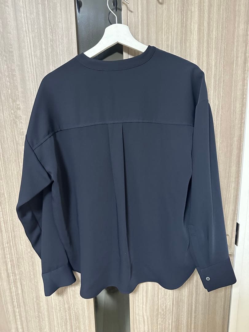 NOBLE ネイビー 長袖シャツ ポケット付き