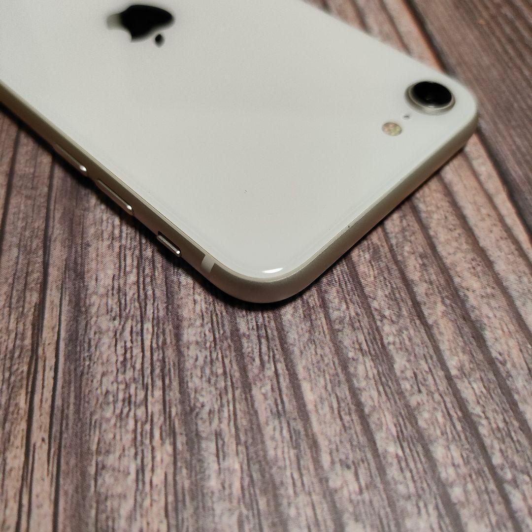 apple iPhone SE 第3世代 SIMフリー 64GB ホワイト 美品