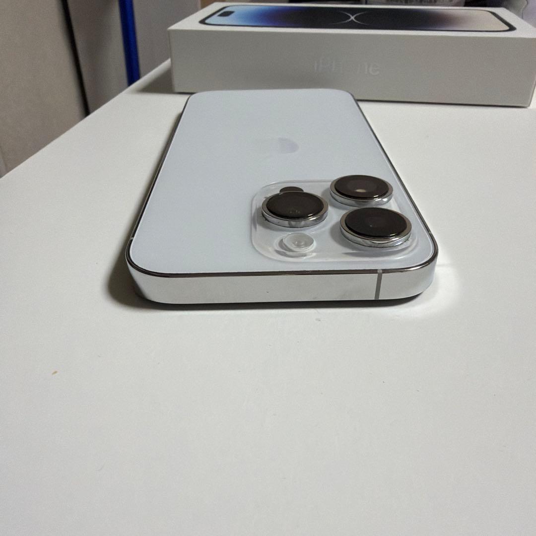 iPhone14pro 512g シルバー　SIMフリー　箱、充電器つき　美品