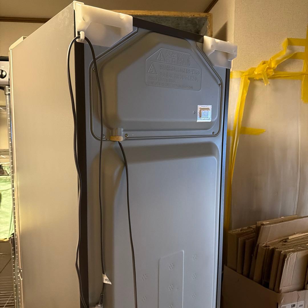 青いアバターさま専用‼️‼️‼️ 日立 3ドア冷蔵庫 シルバー R-V32KV（N）