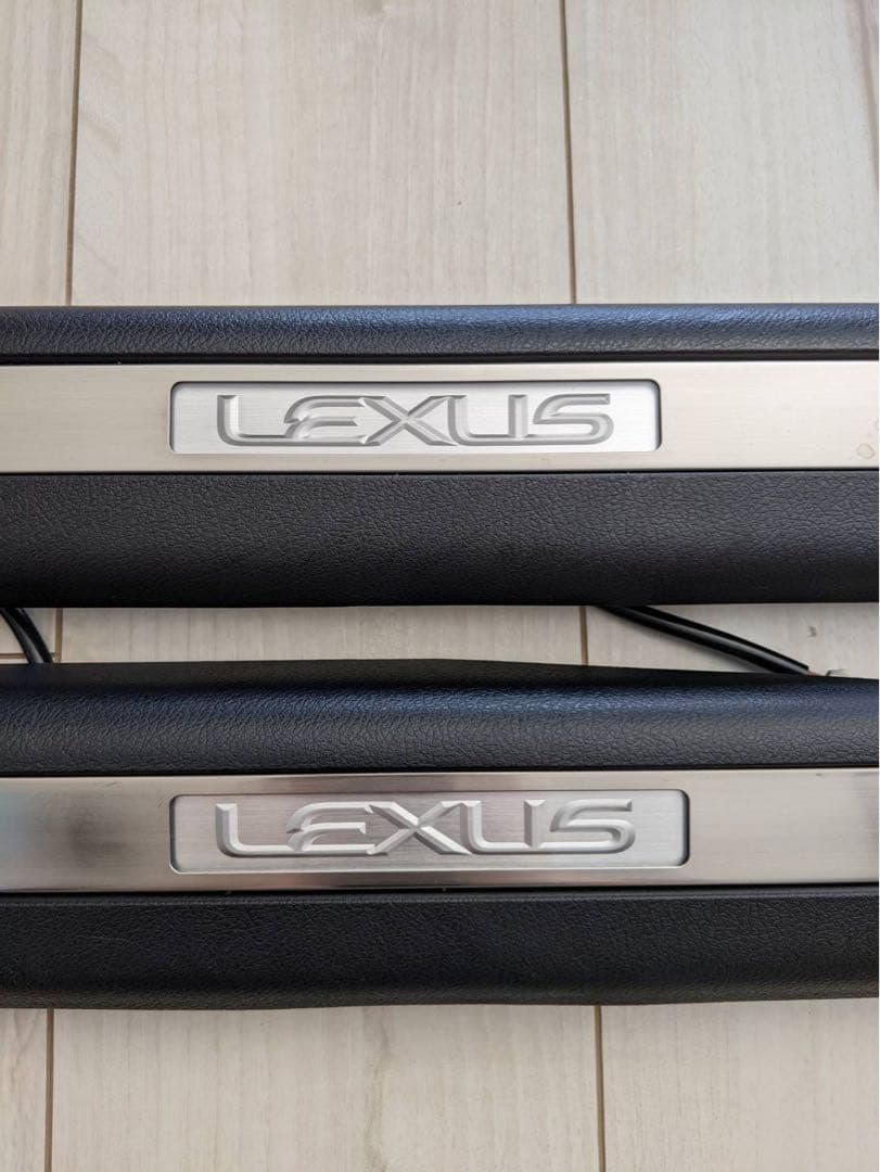 LEXUS 20RX 純正スカッフイルミネーション