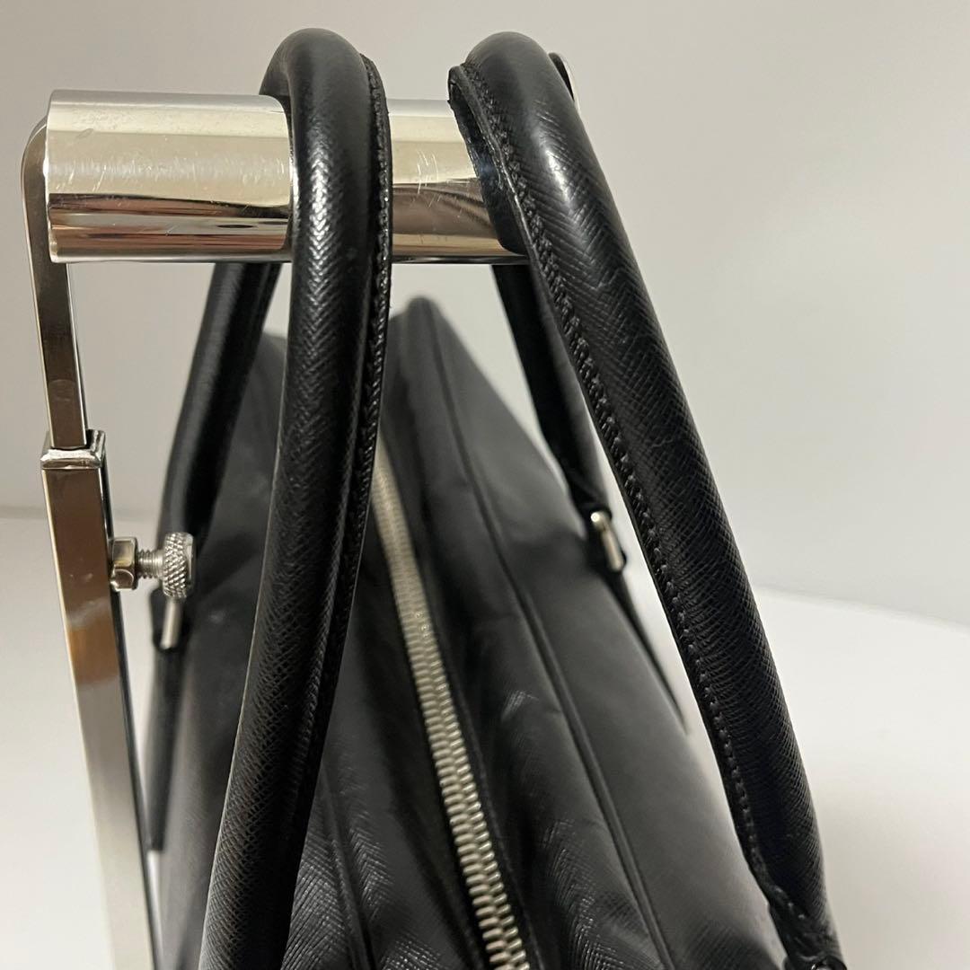 ✨良品✨　PRADA ビジネス　ハンドバッグ　レザー　革　　黒　レザー