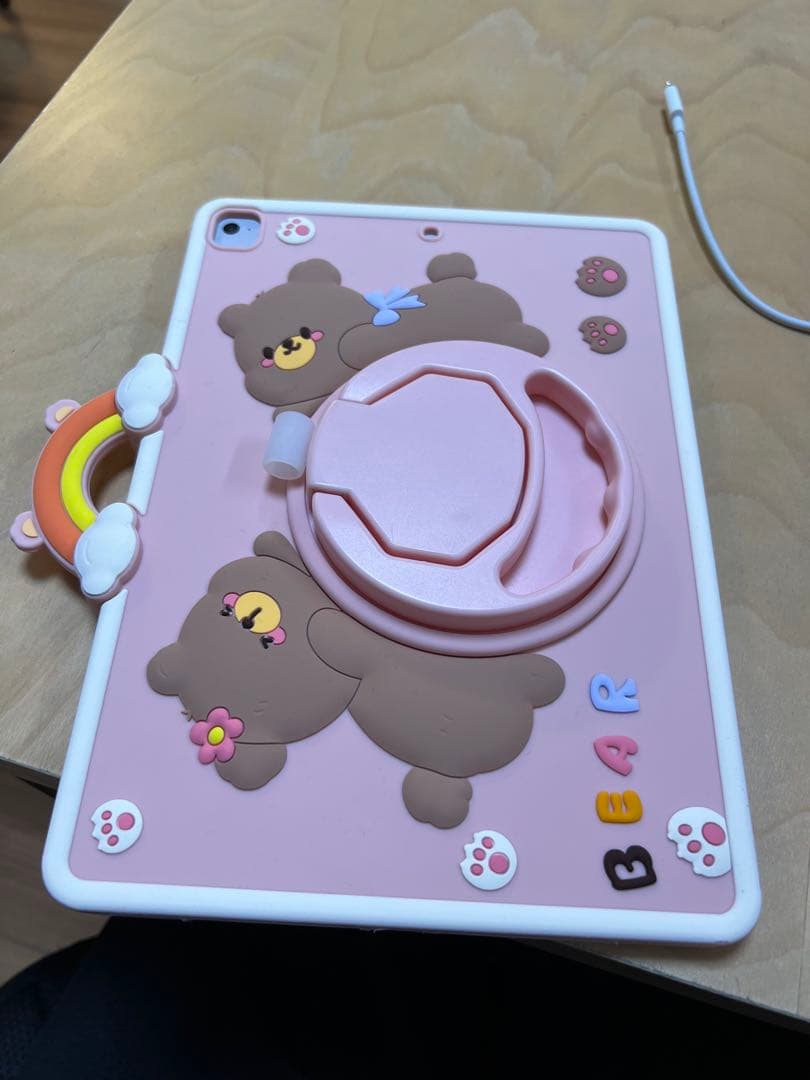 【子供の動画視聴に最適】iPad air2 16GB シルバー ケース付き