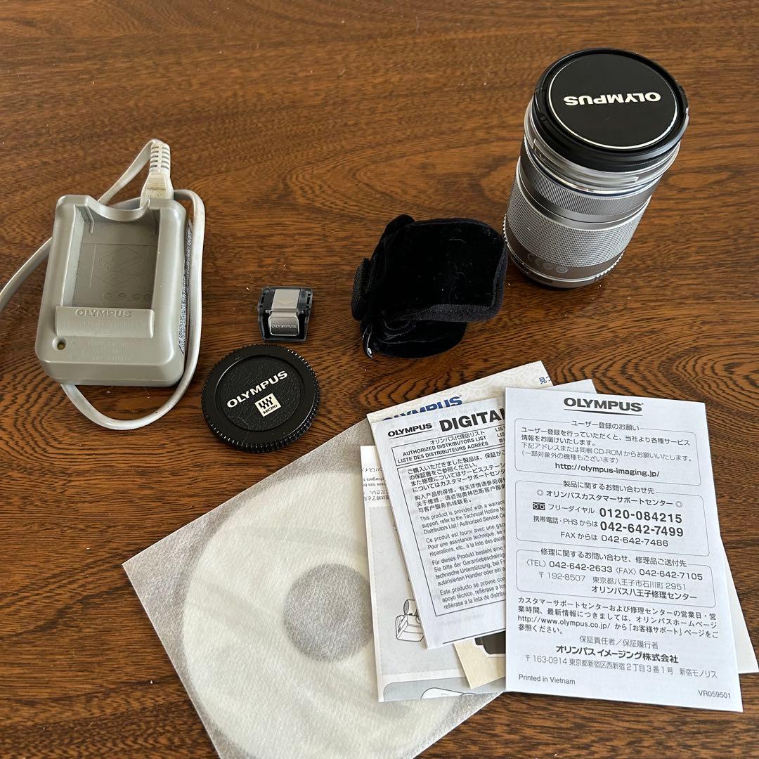 OLYMPUS PEN Lite E-PL3 レッド