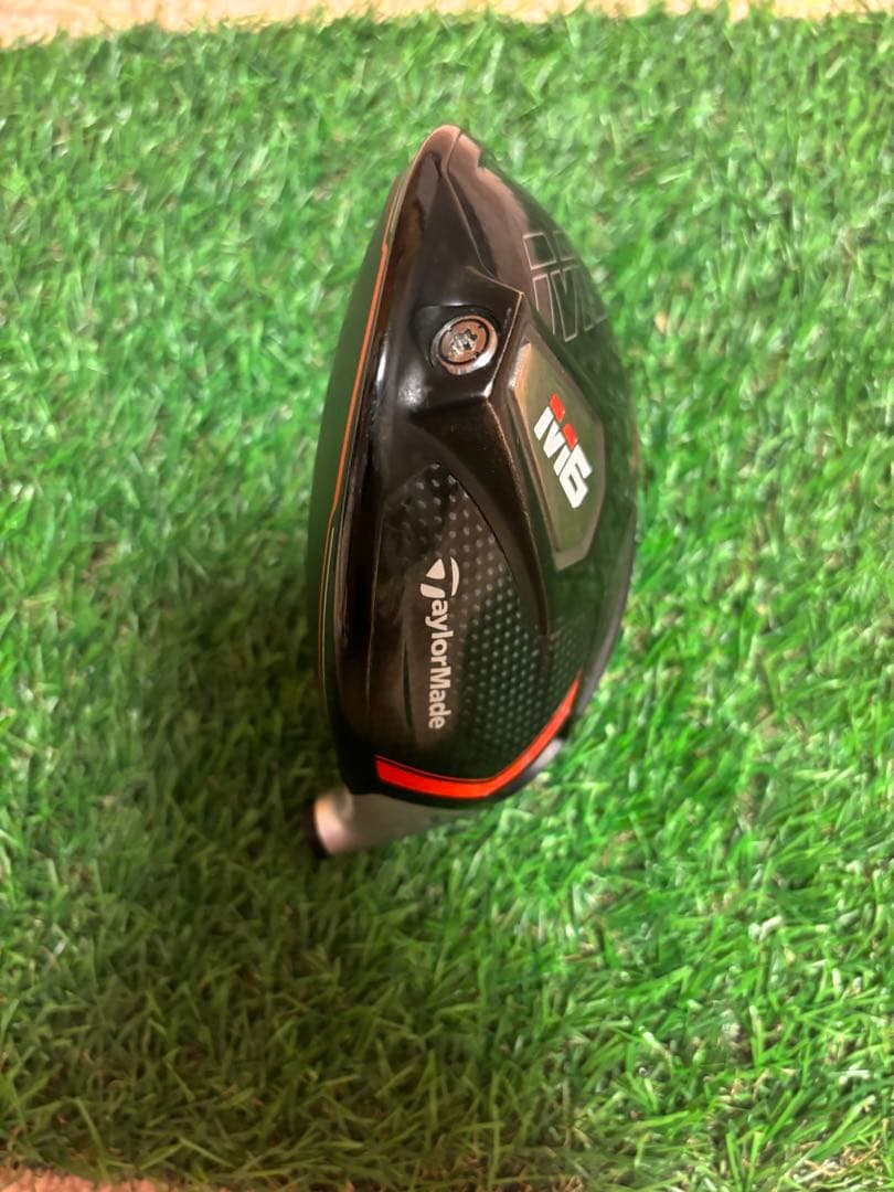 テーラーメイド　M6ドライバー用ヘッドのみ。ロフト10.5度　ヘッドカバー付き