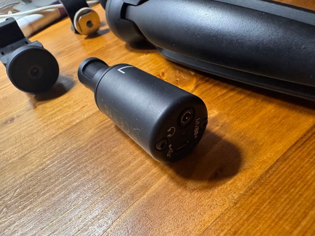 その他 SHURE MV88+