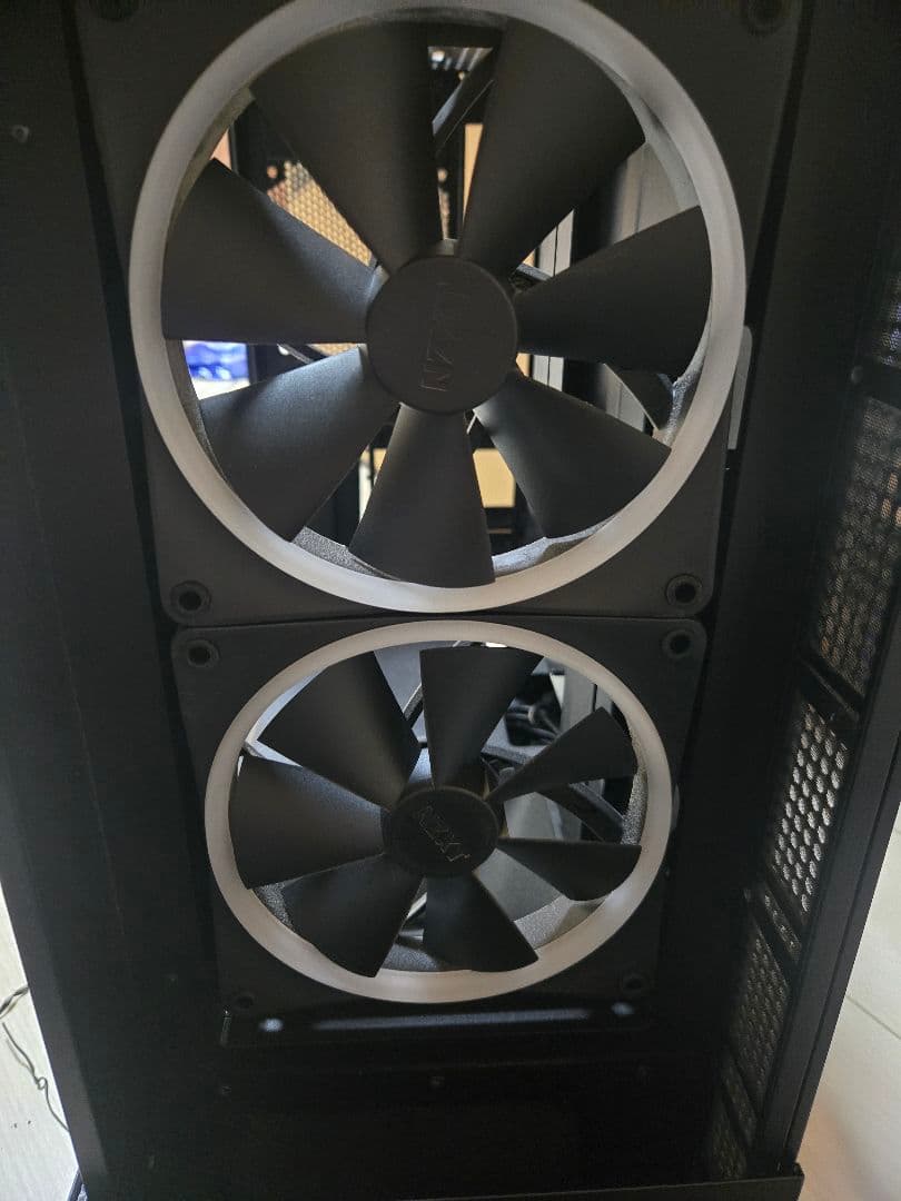 NZXT 5Elite RGB ブラック