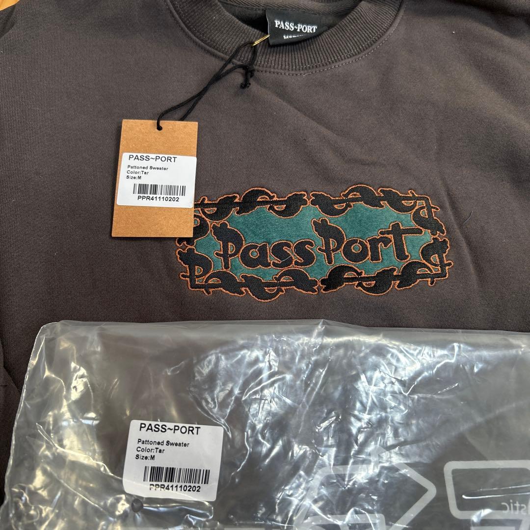 新品未使用　pass port 刺繍スウェット　ブラウン