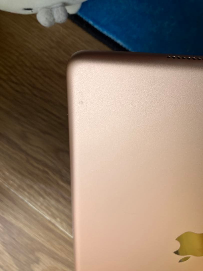 美品　iPad 第7世代32GBピンクゴールド（初期化済み）　SIM解除済み