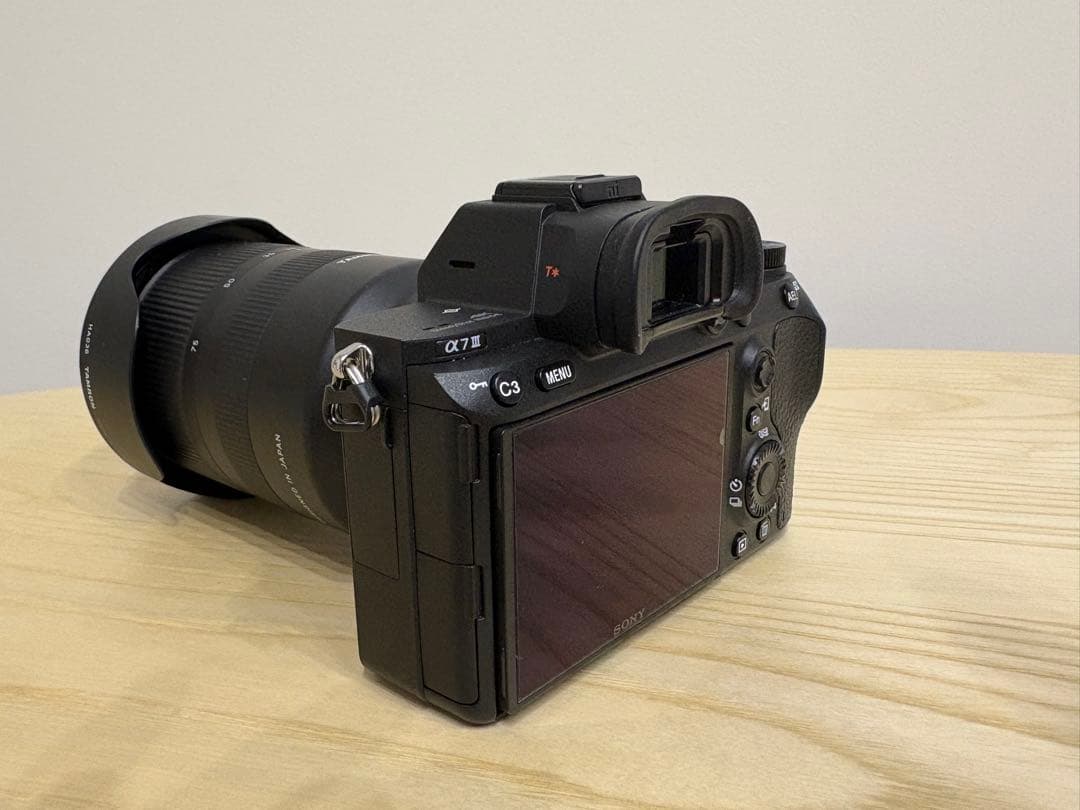 SONY α7 III + TAMRON 28-75mm F/2.8