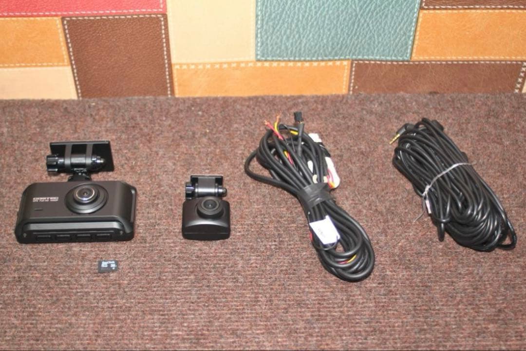 【みさん専用】コムテックZDR035　ドラレコ　前後カメラ