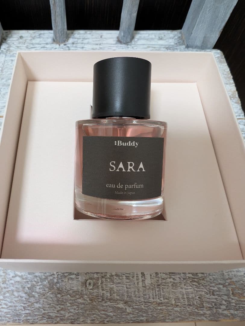 iBuddy SARA eau de parfum ギフトボックス付き