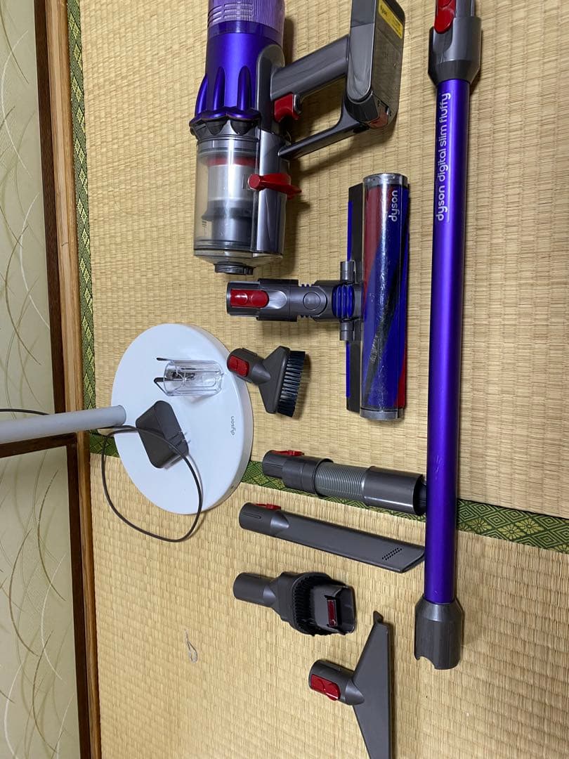 ダイソン dyson Digital Slim fluffy sv18