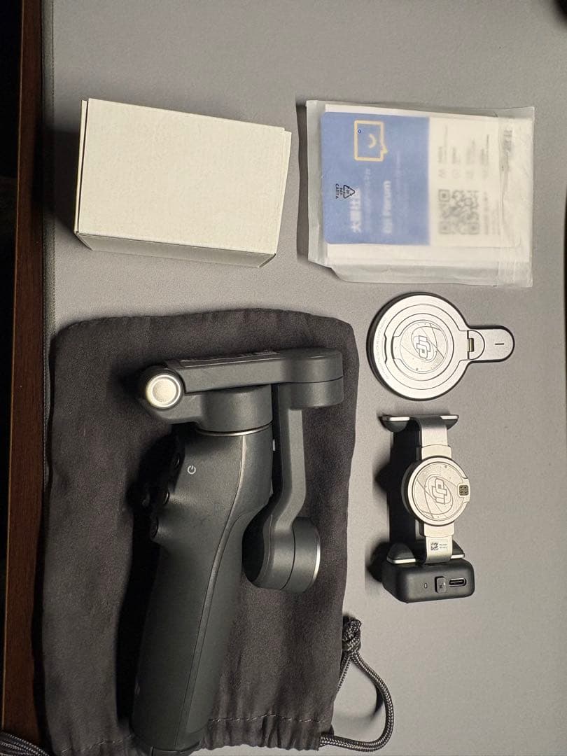 DJI Osmo Mobile 7P（MagSafeマウント付き）