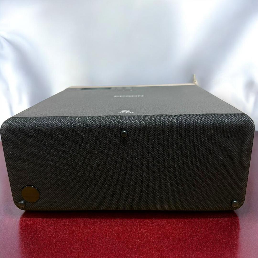 ☆美品 エプソン EF-100B dreamio ホームプロジェクター