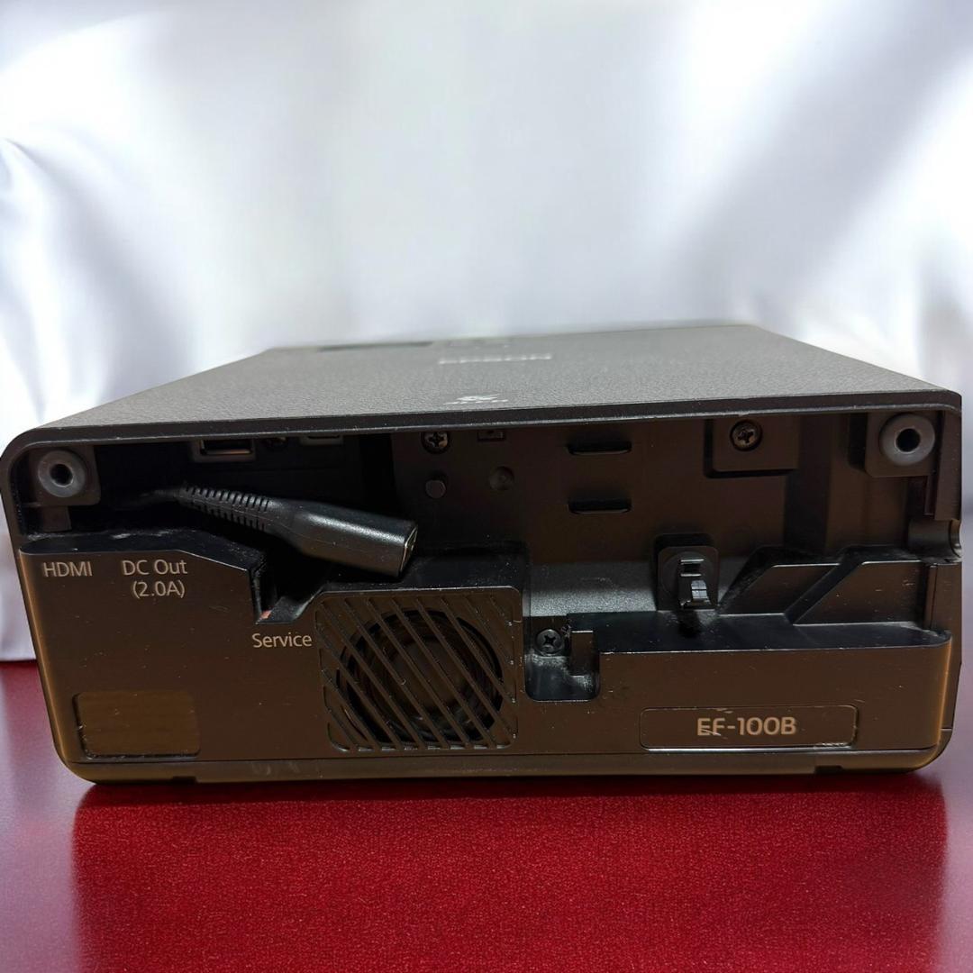 ☆美品 エプソン EF-100B dreamio ホームプロジェクター