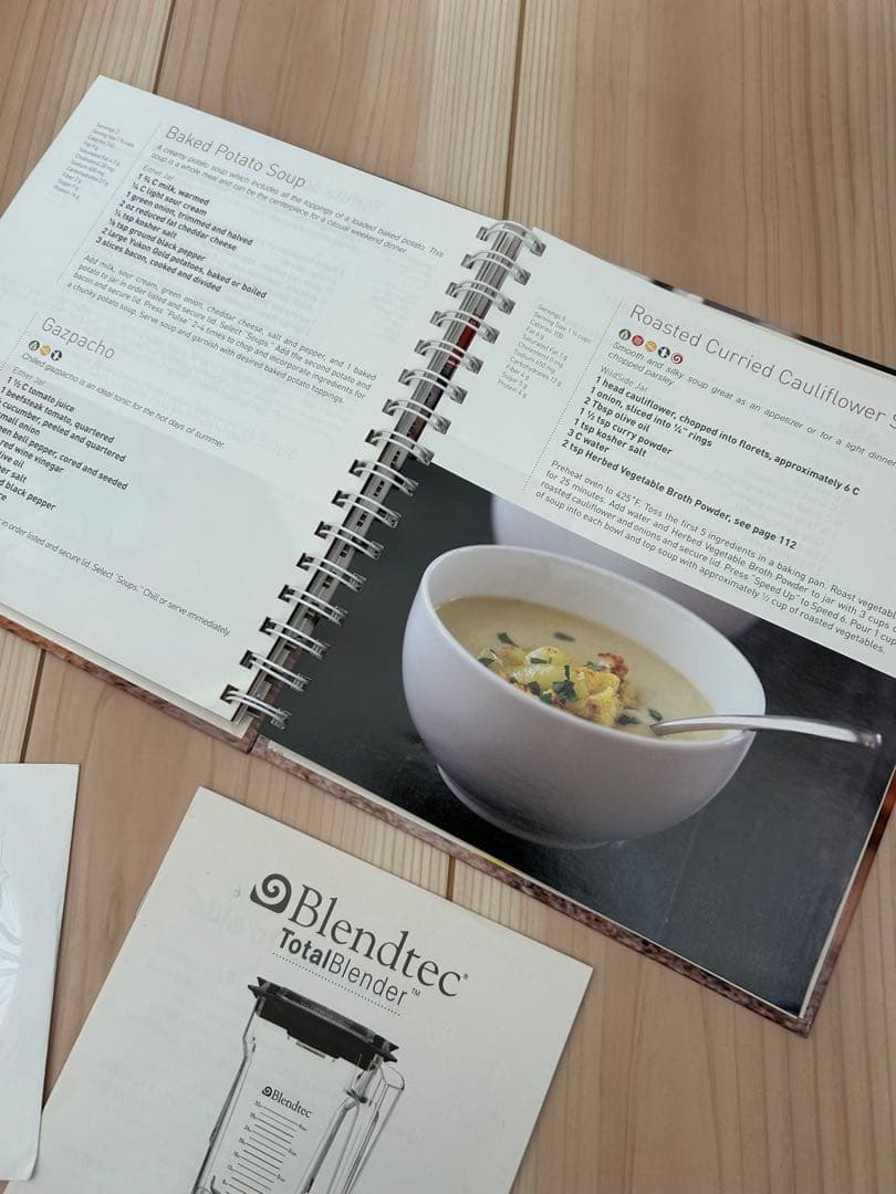 ブレンドテック ブレンダー　ピッチャー未使用Blendtecミキサー　スムージー