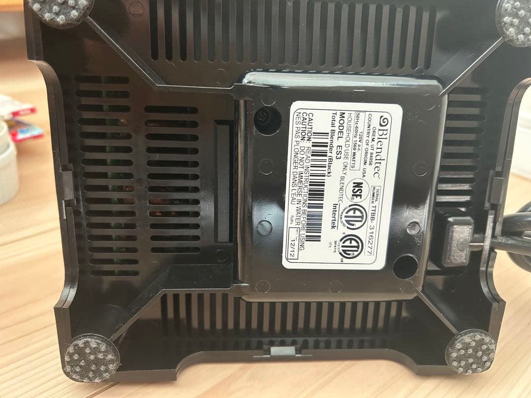 ブレンドテック ブレンダー　ピッチャー未使用Blendtecミキサー　スムージー