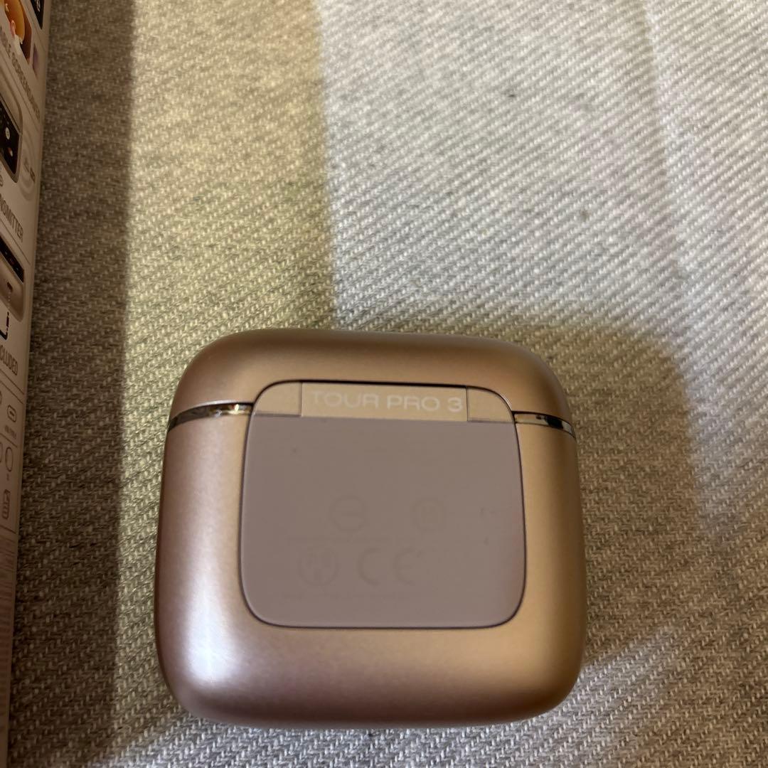 JBL Tour Pro3 ワイヤレスイヤホン ゴールド