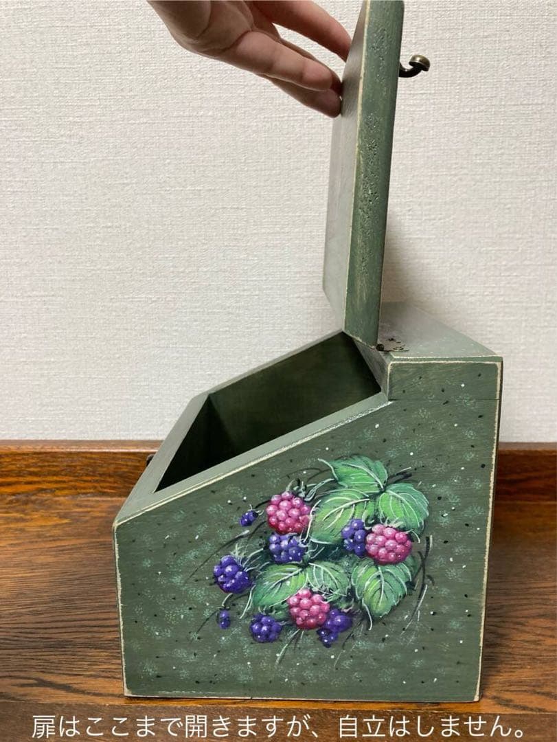 ロシア雑貨☆『ベリー&鳥の巣』木製収納box マトリョーシカ ガリーナ作