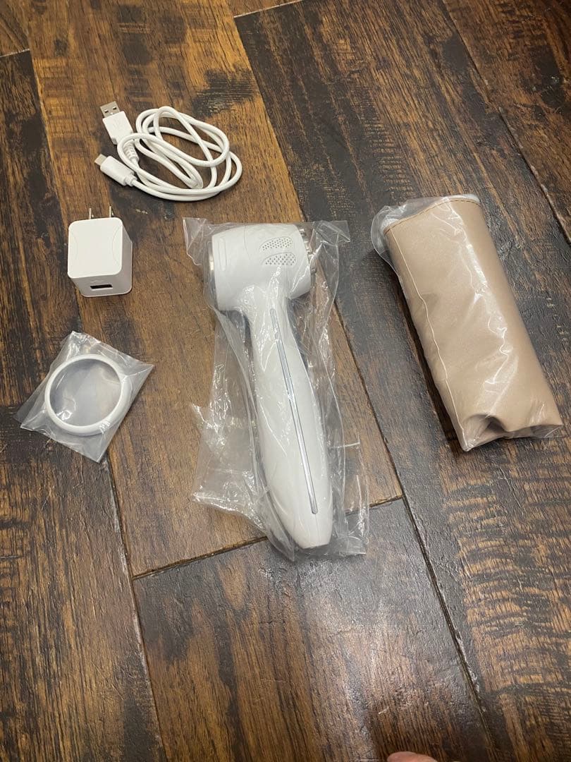 ParfaitLuxe 美顔器 EMS 冷温ケア クレンジング 多機能説明書なし