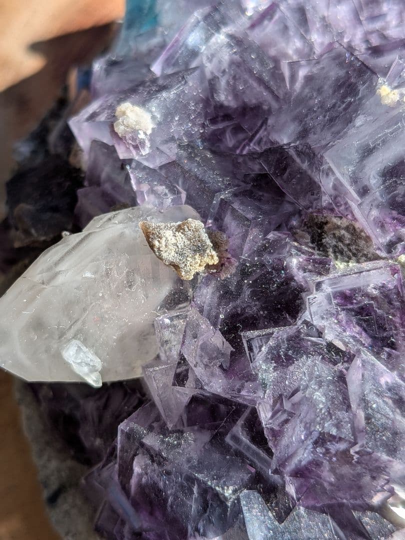 フローライトバイカラー　パイライト　カルサイト共生原石