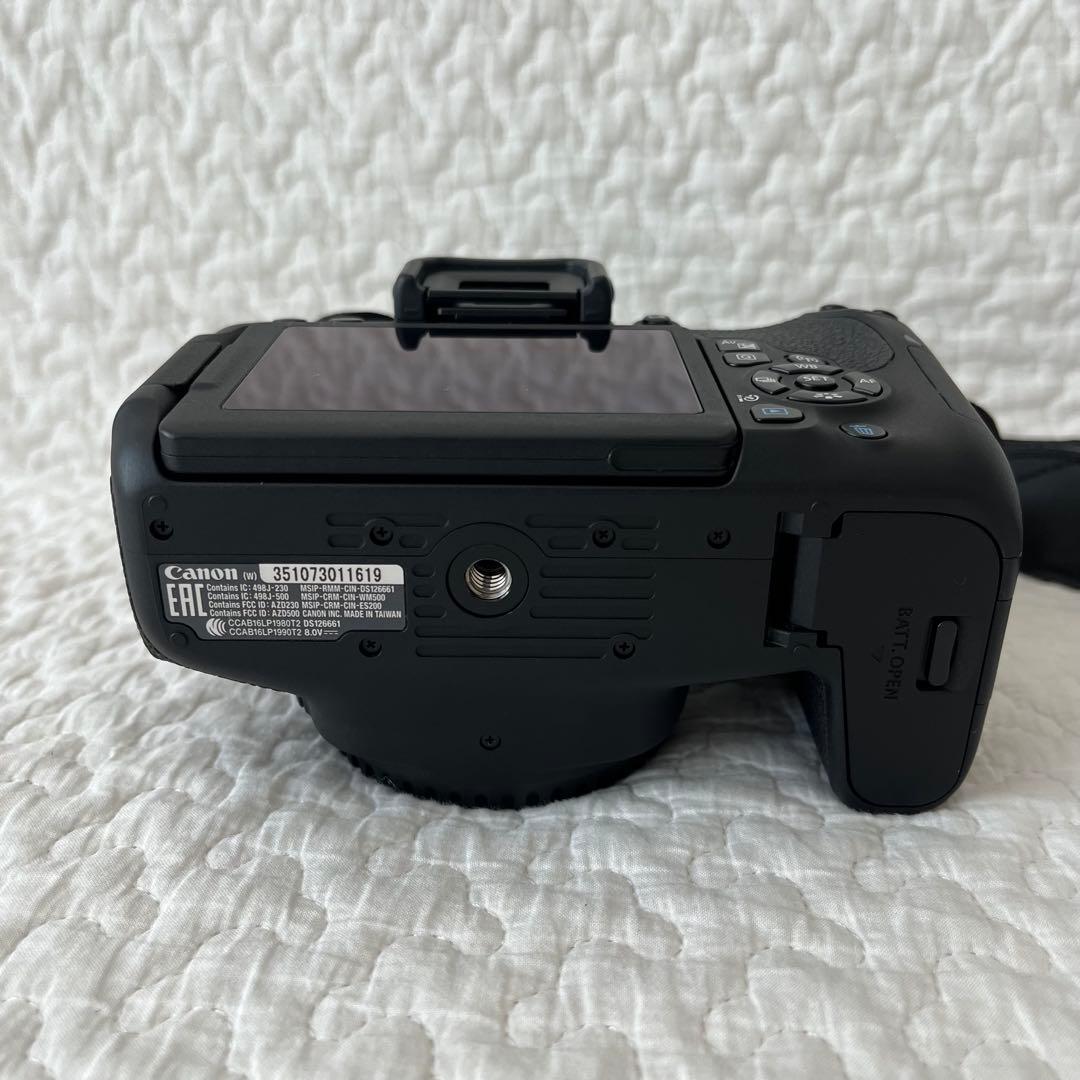 Canon EOS Kiss X9i 本体