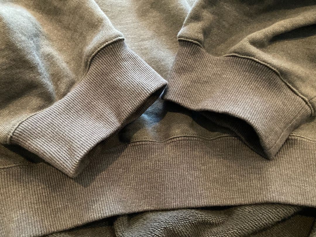 トップス COG THE BIGSMOKE LEILA WIDE CUFF SWEAT