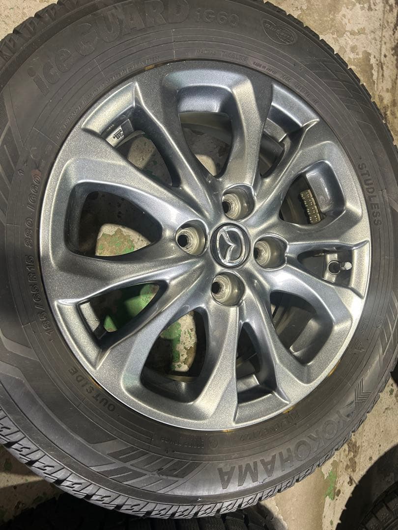 マツダ純正溝有りスタッドレス15インチ ホイールセット